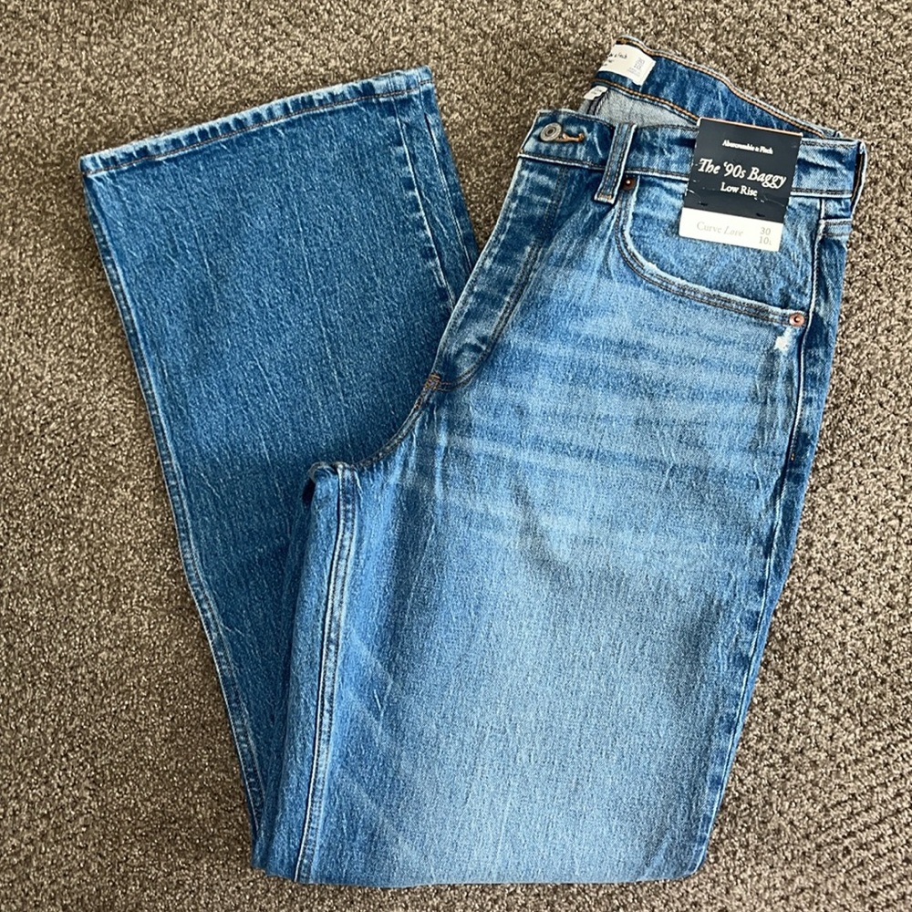 Abercrombie & Fitch Curve Love Low Rise The 90’s Baggy Jeans 30L - Picture 4 of 6